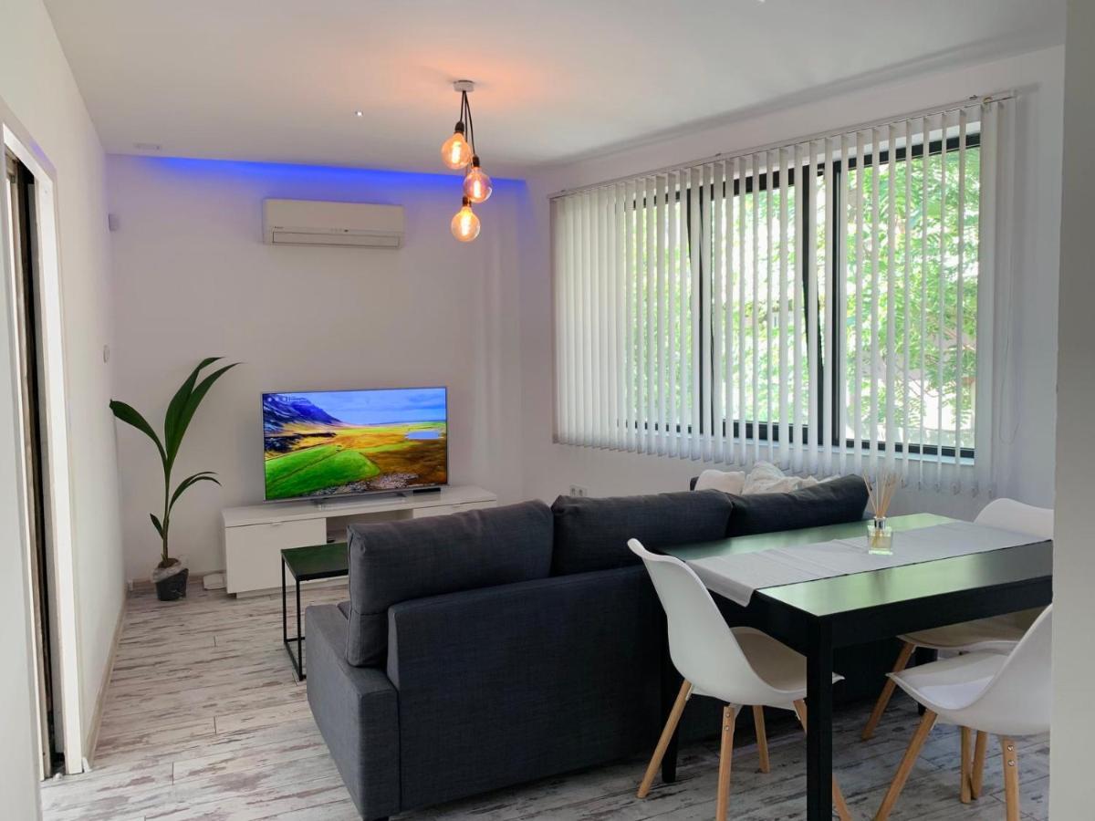 Nordic Style Apartment With Underground Parking Sofia Exterior foto