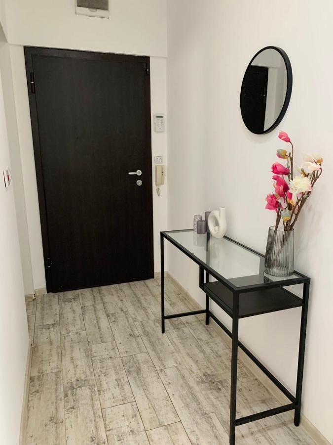 Nordic Style Apartment With Underground Parking Sofia Exterior foto